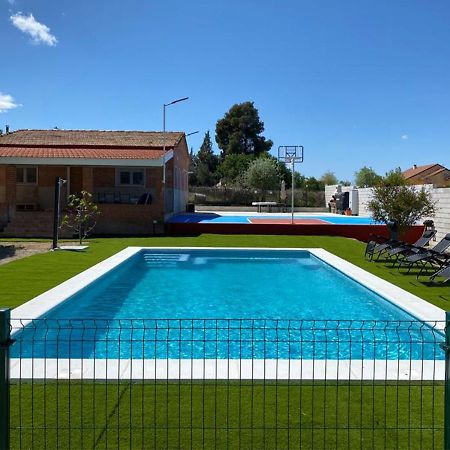 Casa Con Piscina, Villa Alarilla Fuentiduena de Tajo Exteriör bild